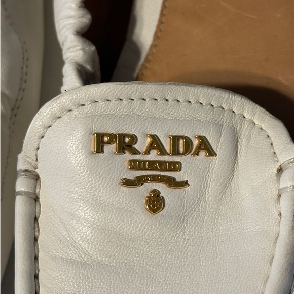 Prada Driver Flats/Loafers, Cream, Size 8.5 - Picture 3 of 6
